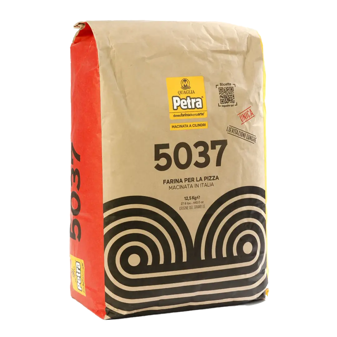 Petra 5037